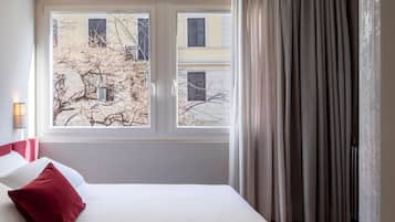 1 Schlafzimmer, Minibar, Zimmersafe, Schreibtisch