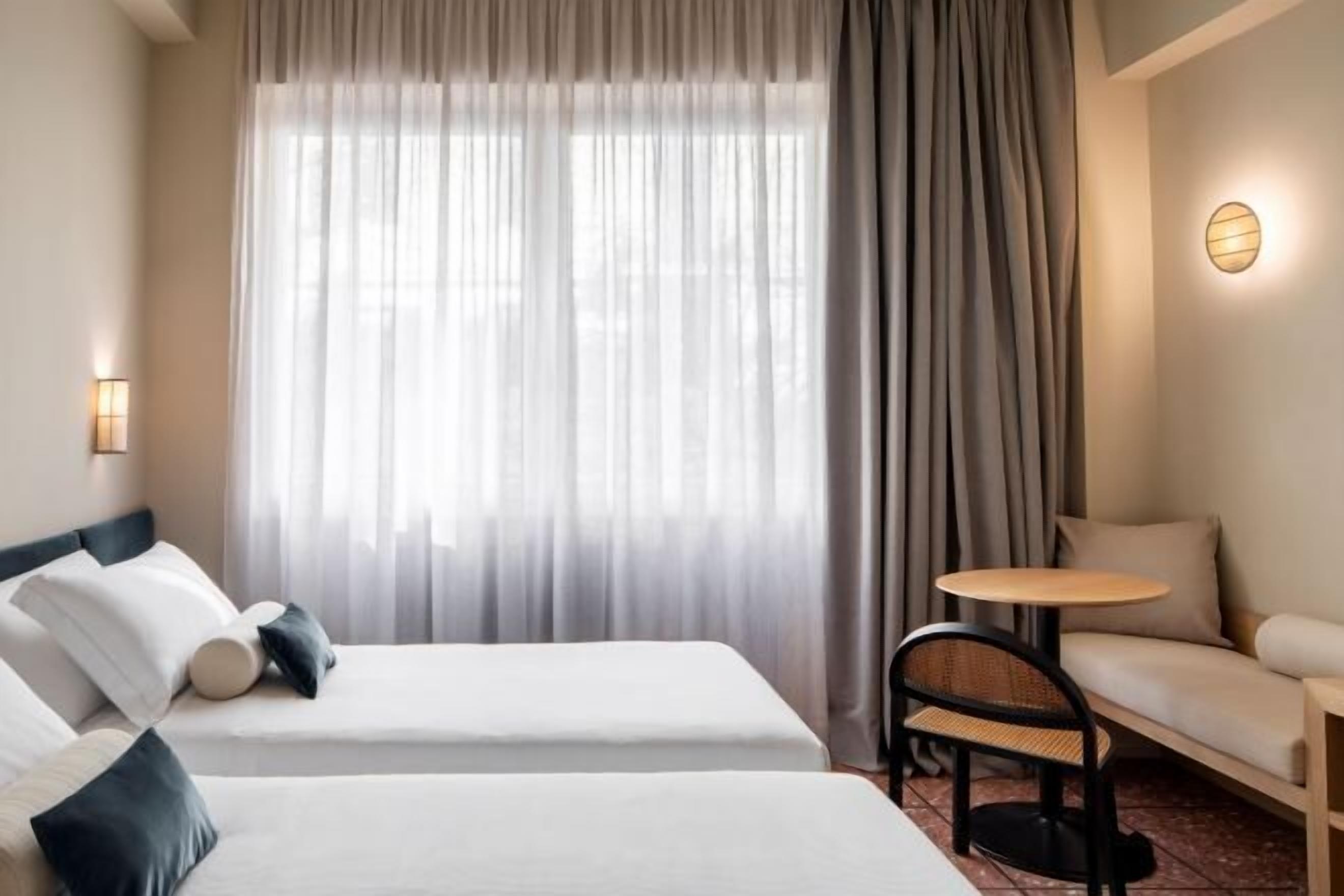 Minibar, in-room safe, desk, laptop workspace