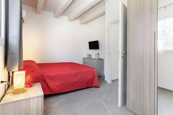 1 bedroom, free WiFi - The Yellow Apartment (Santa Croce Camerina)