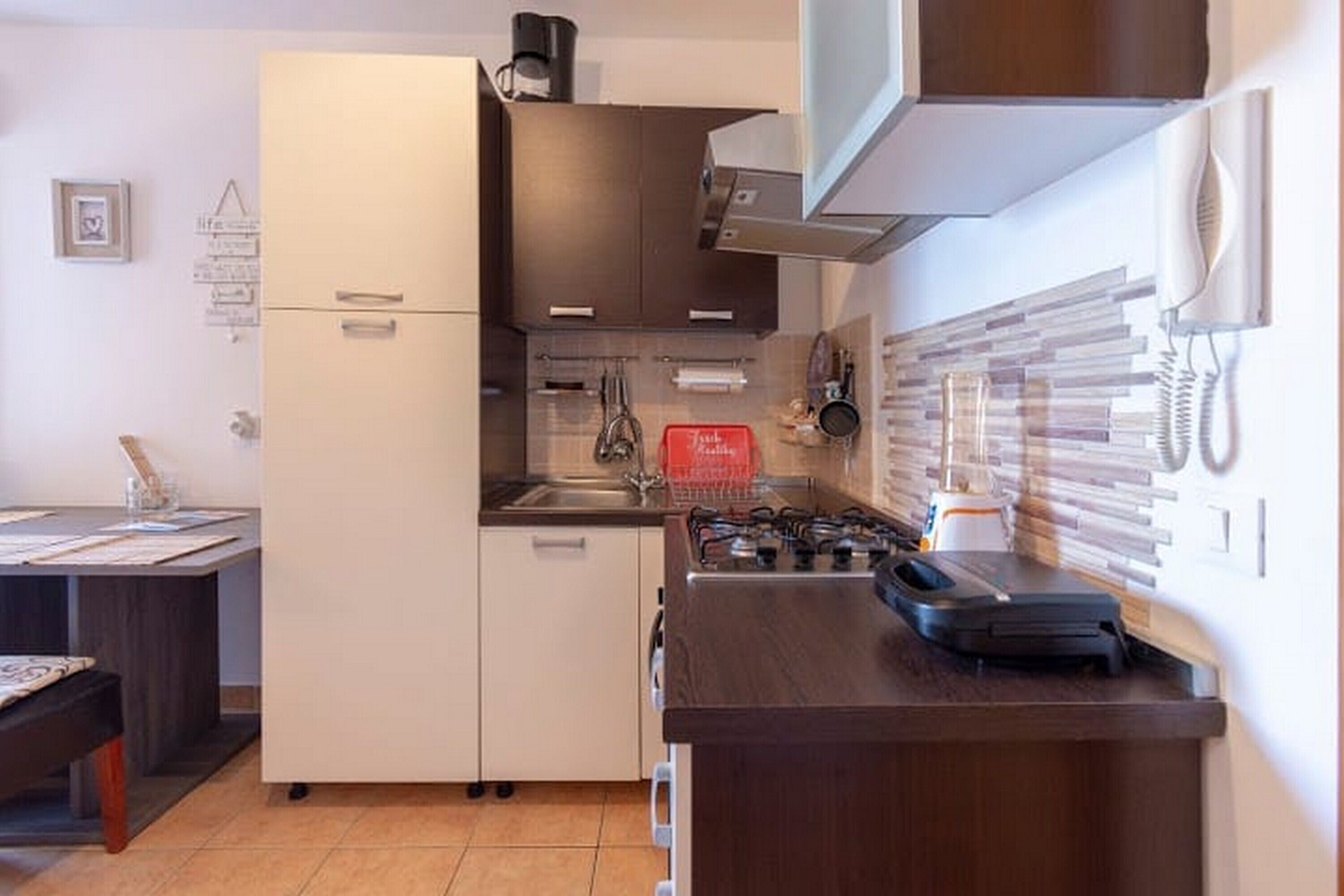 Standard Studio, Balcony, Sea View | Private kitchen | Full-size fridge, microwave, oven, stovetop