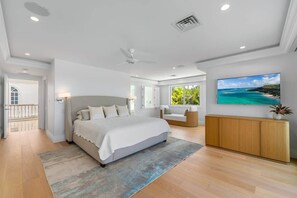 5 habitaciones, tabla de planchar con plancha, wifi y ropa de cama 