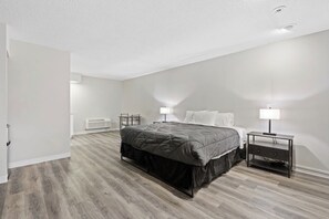 Free WiFi, wheelchair access