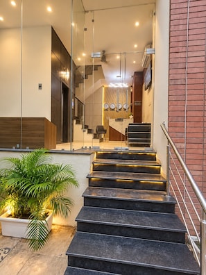 Ảnh chưa phân loại, 5 trong số 53 ảnh, nút