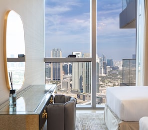 Tabla de planchar con plancha, cunas y camas plegables/adicionales