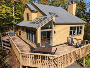 Outdoor dining - Chimney Hill Haven | Close to Mt.Snow (Wilmington)