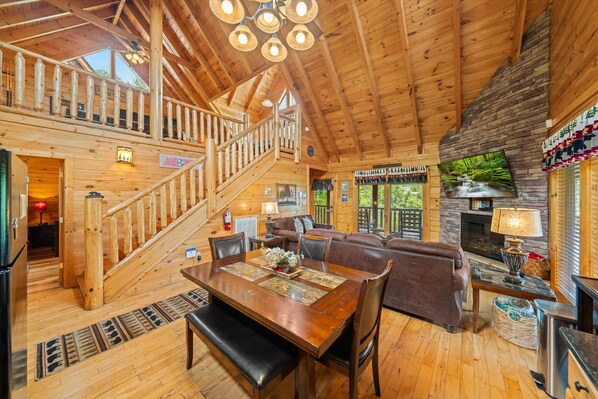 Interior - Wonderland Dream: Pigeon Forge Cabin w/ Game Room (Sevierville)