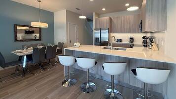 Apartment | 3 bedrooms, Internet