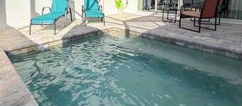 Upstay Tranquility Townhome w Private Pool