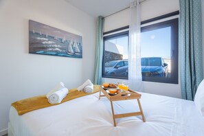 House - Aqui H Casa by Atlantic Holiday (Santa Cruz)