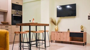 Nhà, phù hợp cho người khuyết tật | 2 phòng ngủ, bàn, truy cập Internet tốc độ cao 