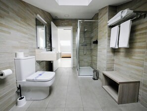 Shower, free toiletries, hair dryer, towels