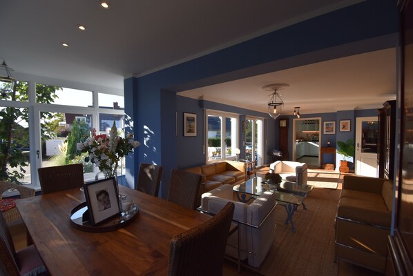 Dining - House near the lake with 6 bedrooms for up to 12 people (Eriskirch)