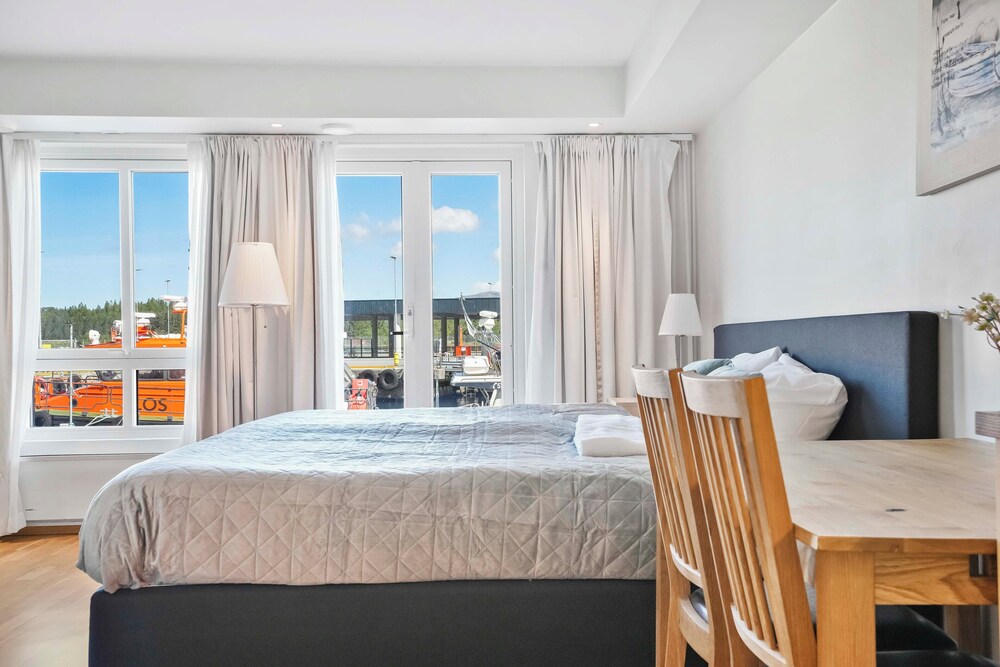 Floro Apartments Hotell photo 3