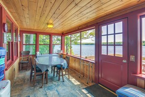 Cottage (3 Bedrooms) | Interior