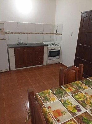 Dining - House near Santiago Capital, pets allowed. Ideal for families. (Fernández)