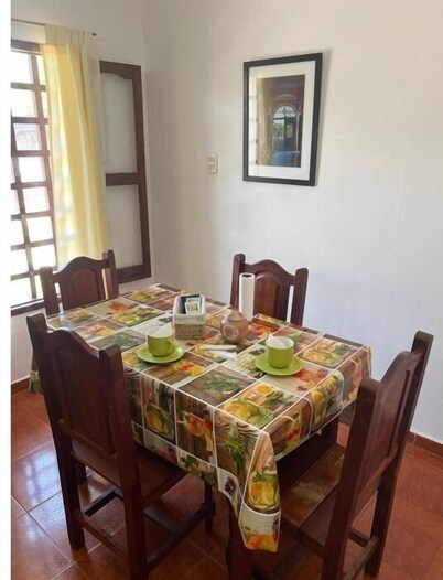 House near Santiago Capital, pets allowed. Ideal for families.