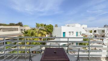 Basic Apartment, 1 Queen Bed with Sofa bed, Balcony, Beachfront | Balcony