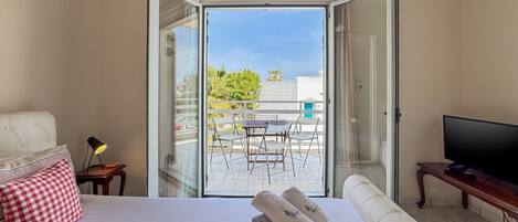 1 chambre, chambres insonorisées, fer et planche à repasser