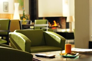 Dining - Fitness, swimming pool, sauna, parking, tv, 45m², Font Romeu (Font-Romeu-Odeillo-Via)