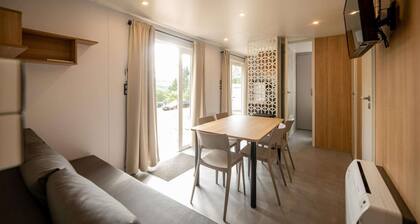 Modern Furnished 6-person Mobile Home