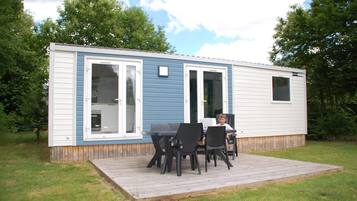 Khu ẩm thực ngoài trời