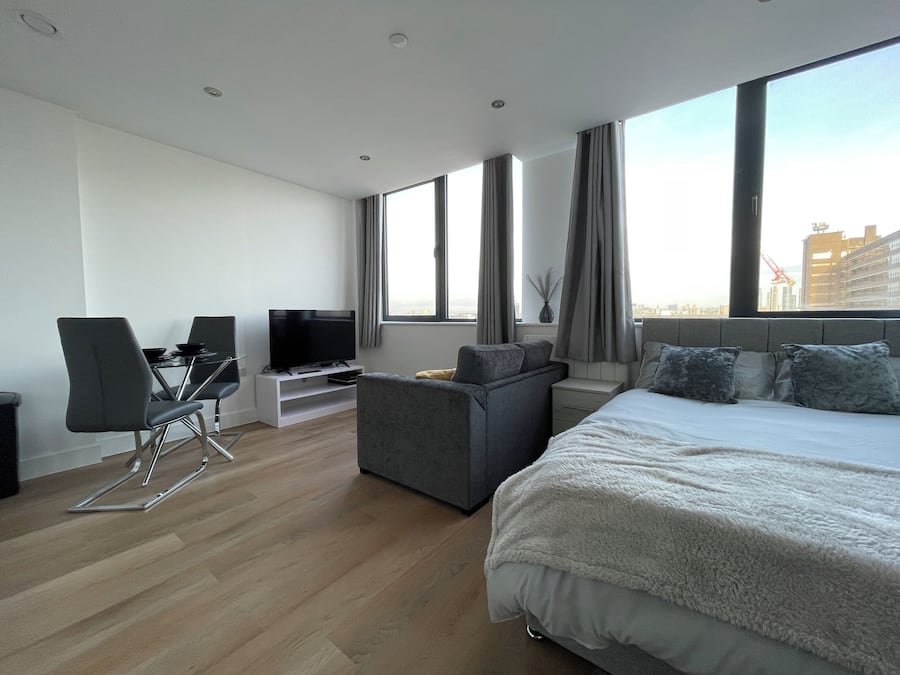 Standaard appartement | 1 slaapkamer, een laptopwerkplek, een strijkplank/strijkijzer