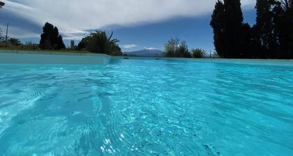 House for rent - breathtaking view of the Catalan mountains