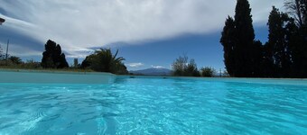 House for rent - breathtaking view of the Catalan mountains
