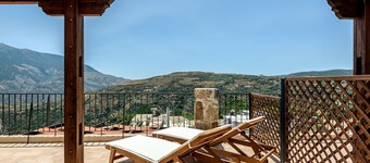 Minos Country Living Apartments