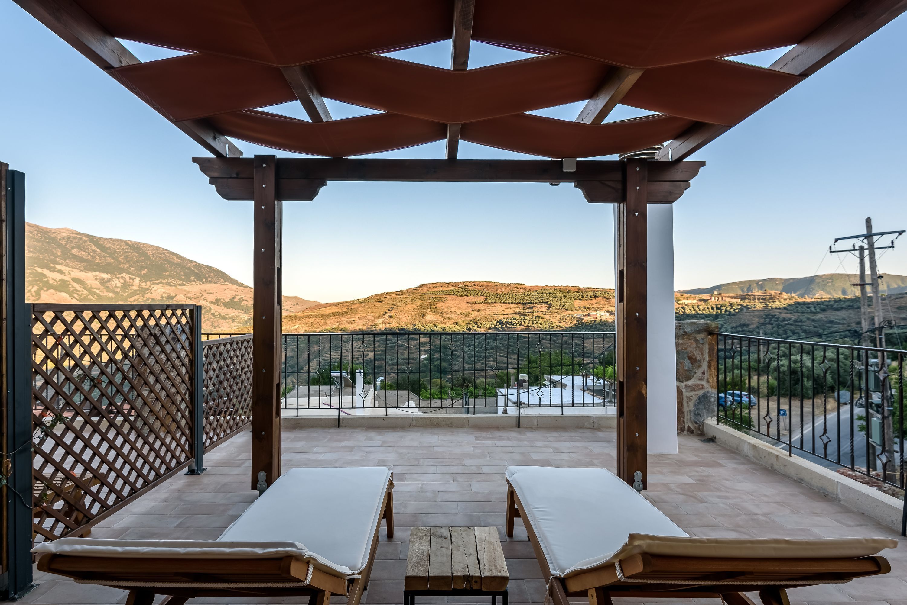 Studio, Smoking | 7 bedrooms