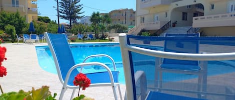 Appartement, roken | 4 slaapkamers, een bureau