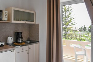 Leilighet, røyk | 4 soverom og skrivebord