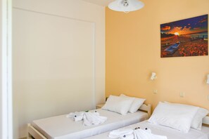 apartman, dohányzó | 4 hálószoba és íróasztal