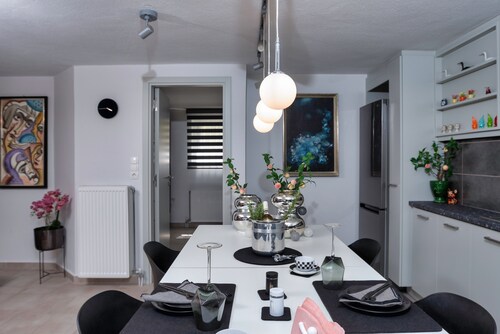 Glyfadas Luxury Design Apartments