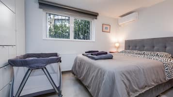 2 bedrooms, soundproofing