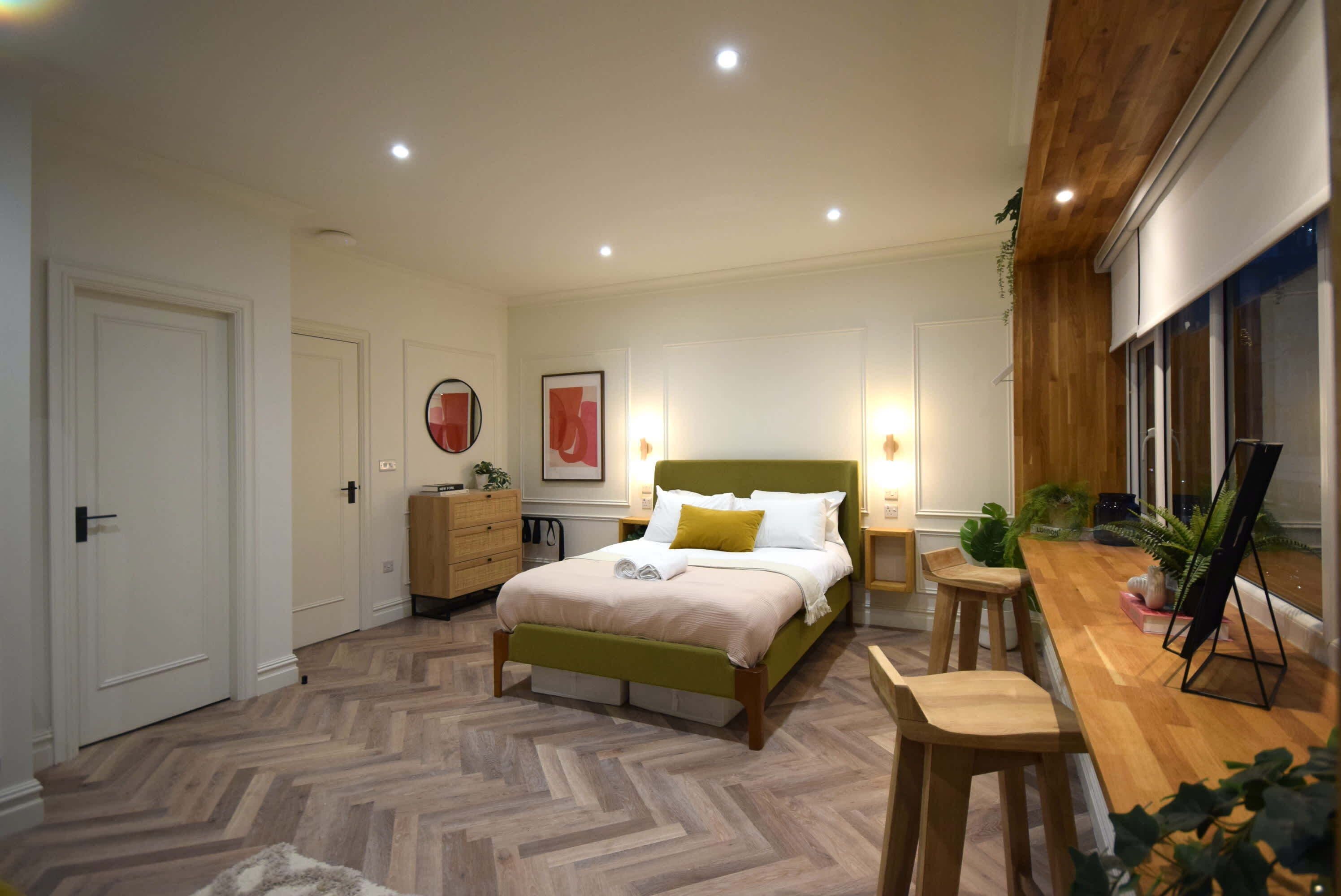 1 bedroom, iron/ironing board, internet, bed sheets