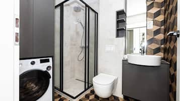Apartment, 1 Bedroom, Accessible, Balcony | Bathroom