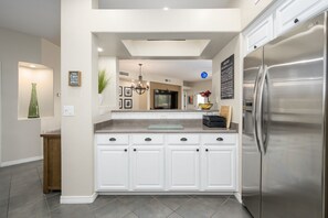 Condo, 2 quartos | Parte interna