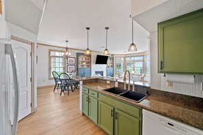 Fridge, microwave, oven, stovetop - Wandering Waves - Beachfront condo right on Lake Michigan. (Sheboygan)