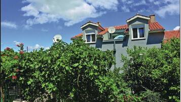 Apartment (Two Bedroom Apartment 2) | Aerial view