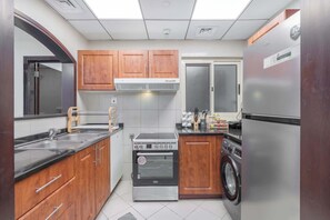 冷蔵庫、電子レンジ、コンロ、トースター