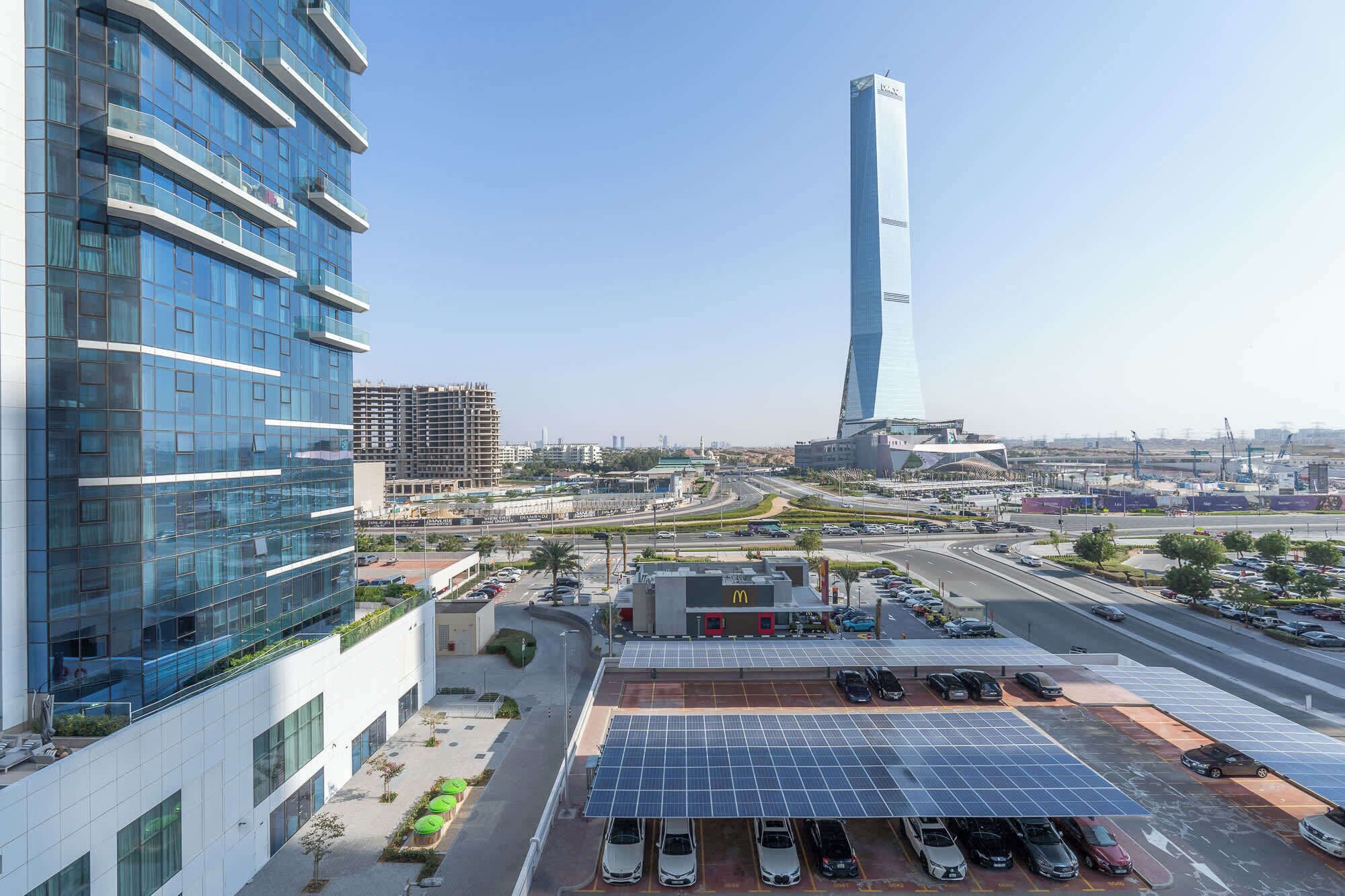 المنشأة من الخارج