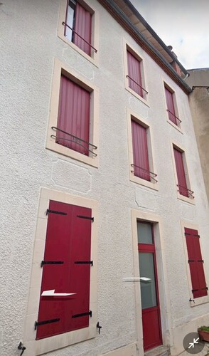 20.50M2 STUDIO on the ground floor FOR 1 OR 2 PEOPLE