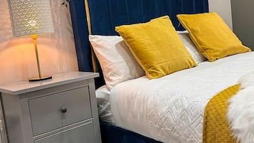 1 bedroom, iron/ironing board, WiFi