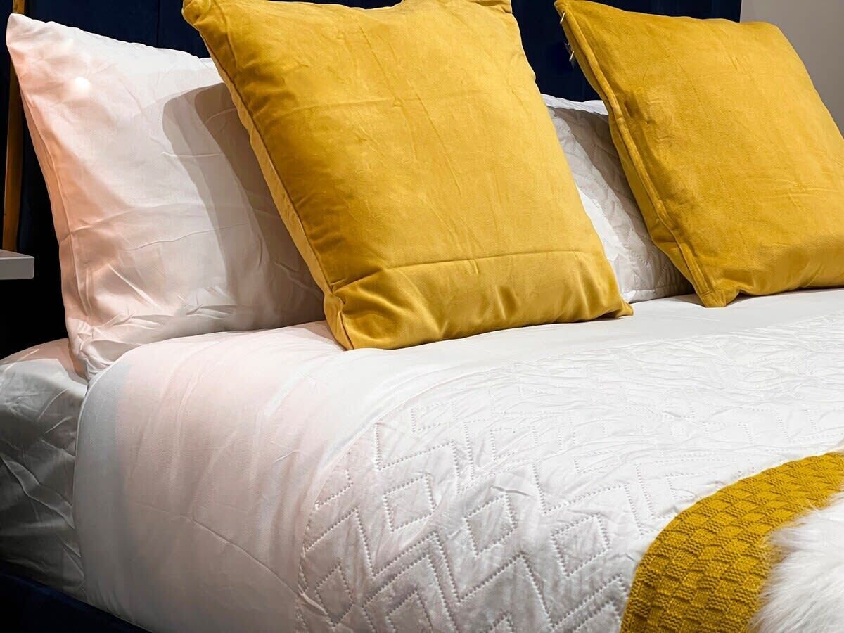 1 bedroom, iron/ironing board, WiFi