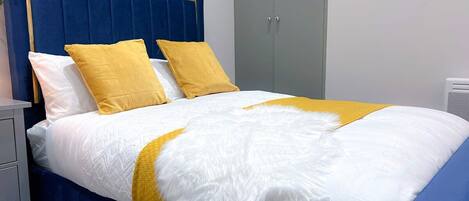 1 bedroom, iron/ironing board, WiFi