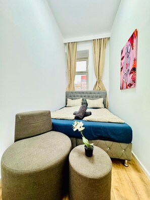 ベーシック ダブルルーム | 遮光カーテン