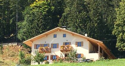 App. St. Sebastian in a cozy chalet with garden and terrace