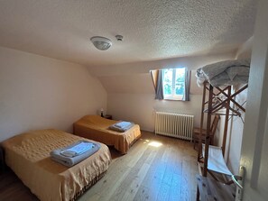 16 chambres, Wi-Fi, literie fournie