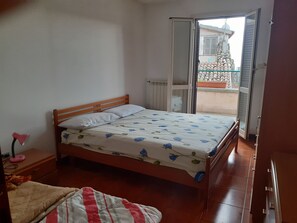 1 bedroom, free WiFi, bed sheets - Casa Claroni 4 pax + 1 letto supplementare (Giuliano di Roma)